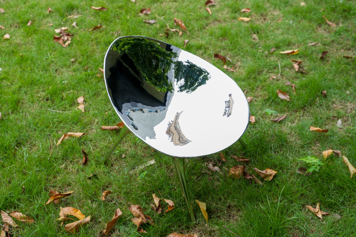 Mirror Art Chair - Customized Stainless Steel Sculpture